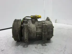 Foto de COMPRESOR AIRE ACONDICIONADO PEUGEOT 206 1.6 16V CAT (109 CV / 80 KW) referencia 9646273880 foto 3