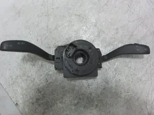 Foto de MANDO MULTIFUNCION SEAT IBIZA (6L1) 1.4 16V (86 CV / 63 KW) referencia 6Q0953503AD foto 1