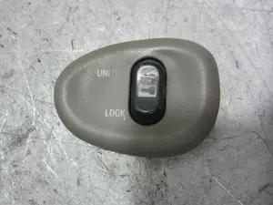 Foto de INTERRUPTOR CHEVROLET ALERO 2.4 CAT (141 CV / 104 KW) referencia 22658677