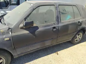 Foto de PUERTA DELANTERA IZQUIERDA VOLKSWAGEN GOLF III (1H1)(11.1991) 1.6  (75 CV / 55 KW) referencia 1H4831055