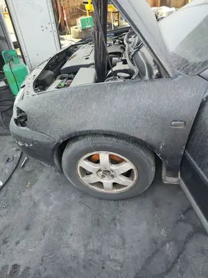 Foto de ALETA DELANTERA IZQUIERDA AUDI A3 (8L) 1.9 TDI (110 CV / 81 KW) referencia 8L0821105 foto 2