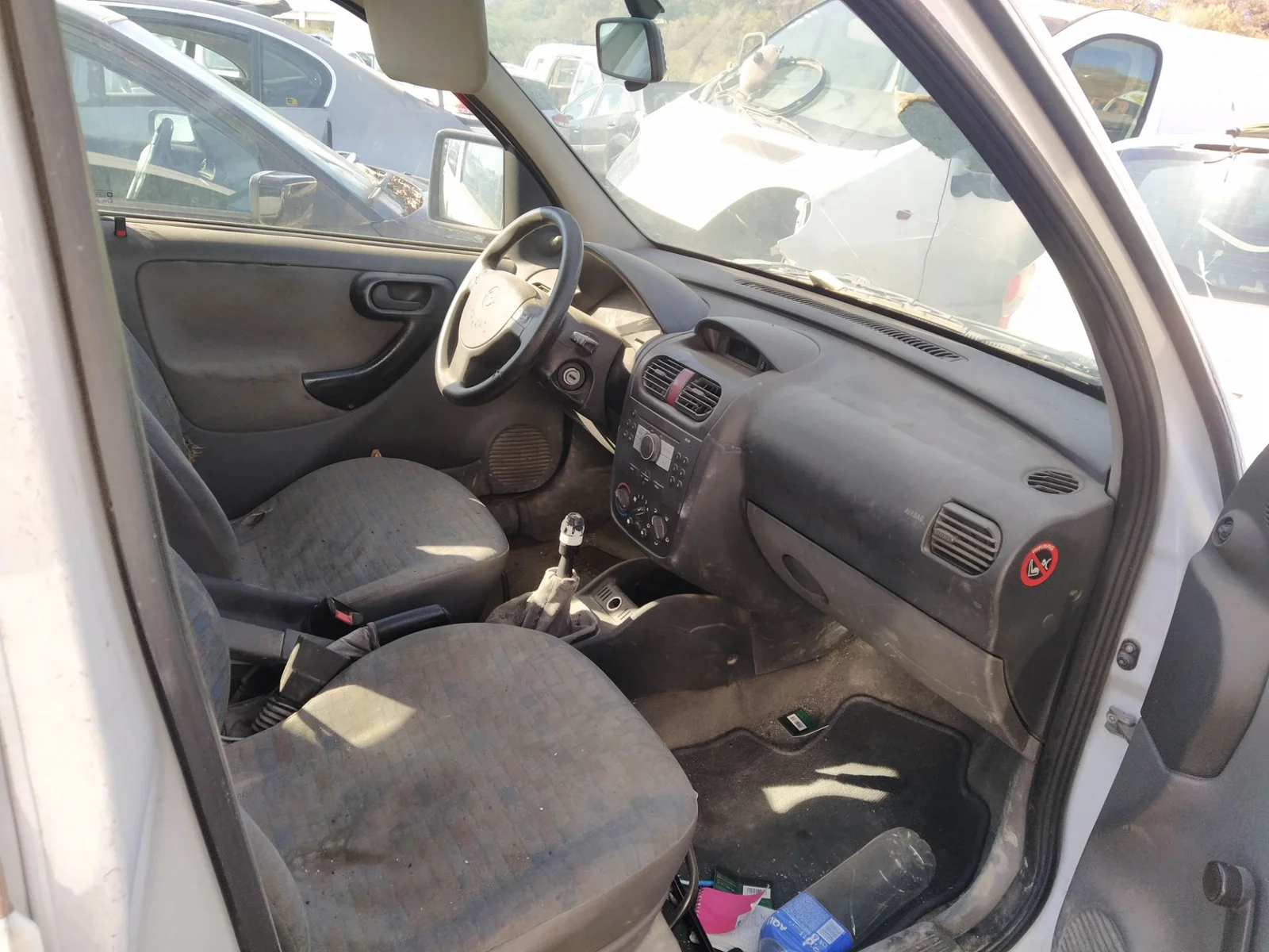 Foto de PALANCA FRENO OPEL COMBO (CORSA C) 1.3 16V CDTI CAT (Z 13 DT / LN9) (69 CV / 51 KW)