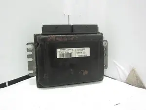 Foto de CENTRALITA MOTOR UCE RENAULT MEGANE I FASE 2 COUPE (DA...) 1.6  (107 CV / 79 KW) referencia 7700114503