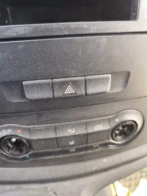 Foto de WARNING MERCEDES-BENZ VITO FURGÓN (447) 1.6 CDI CAT (114 CV / 84 KW)