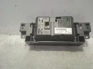 Foto de PANTALLA MULTIFUNCION FORD FOCUS BERLINA (CEW) 1.0 EcoBoost CAT (125 CV / 92 KW) referencia F1FT18B955LC foto 2