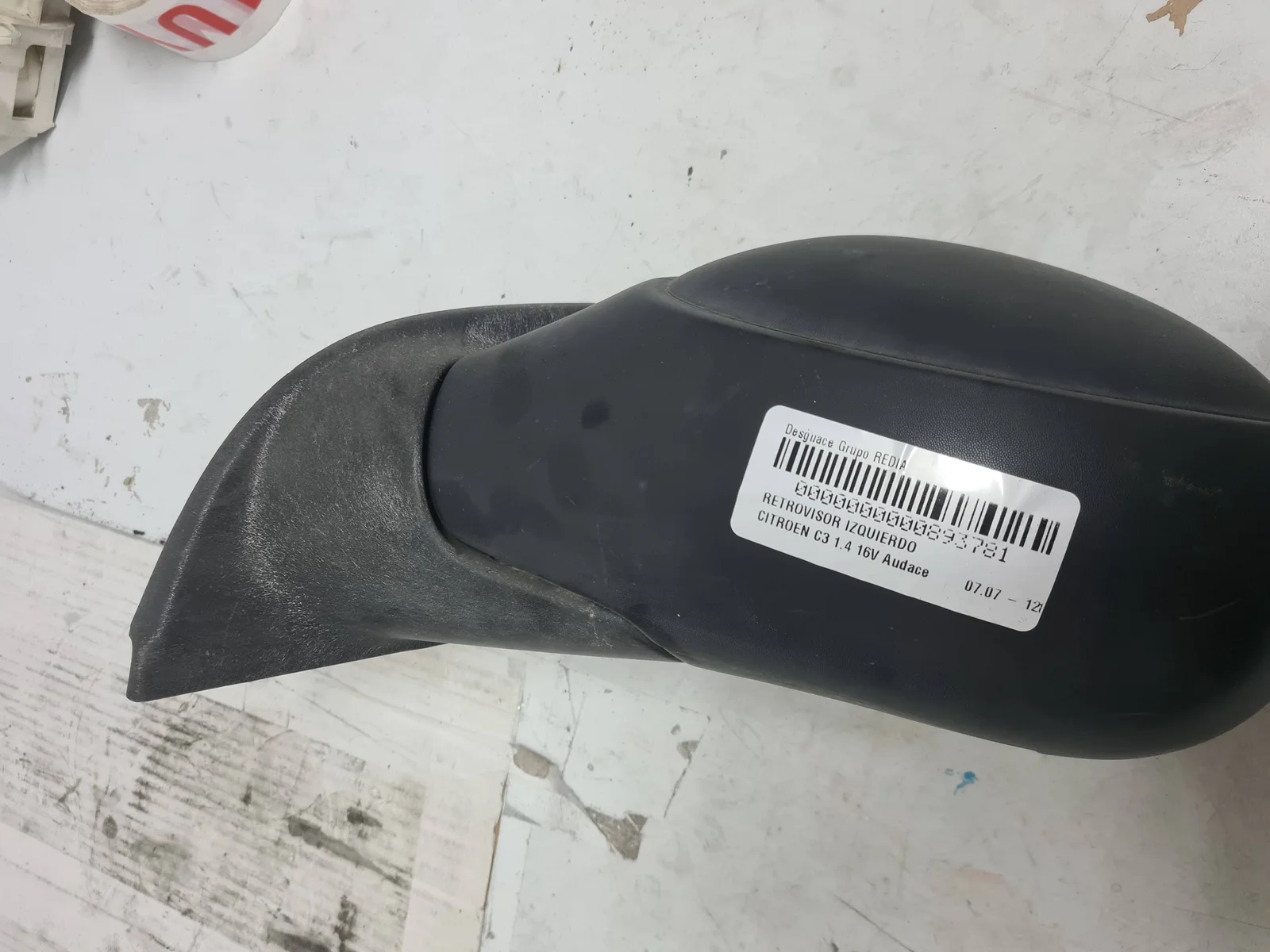 Foto de RETROVISOR IZQUIERDO CITROEN C3 1.4 16V (88 CV / 65 KW)