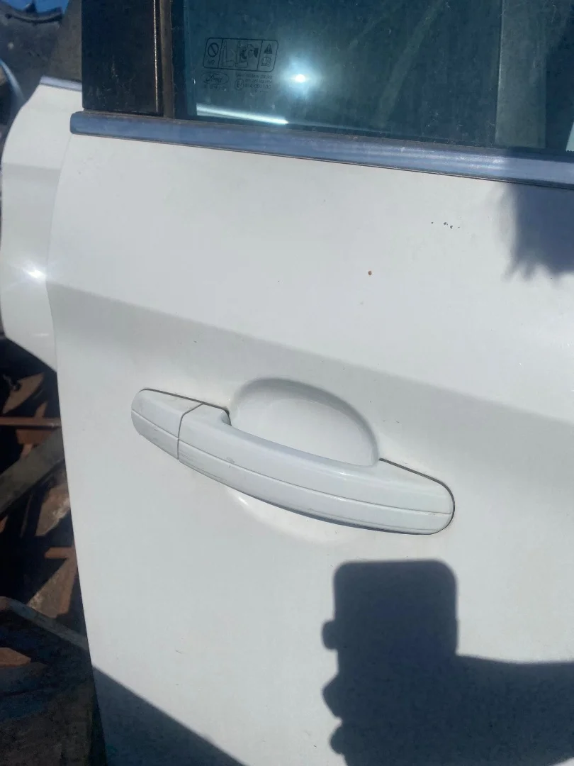 Foto de MANETA EXTERIOR DELANTERA DERECHA FORD KUGA (CBV) 2.0 TDCi CAT (136 CV / 100 KW)