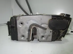 Foto de CERRADURA PUERTA TRASERA DERECHA CITROEN XSARA PICASSO 2.0 HDi CAT (RHY / DW10TD) (90 CV / 66 KW) referencia A9067401035 foto 5