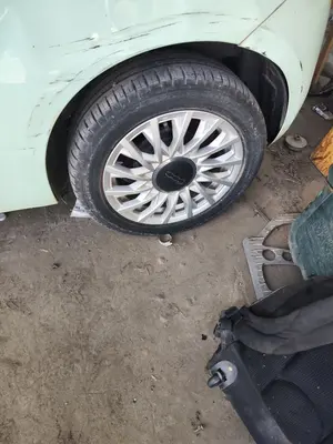 Foto de LLANTA FIAT 500 (150) BERLINA 1.2 CAT (69 CV / 51 KW) referencia 0051787641