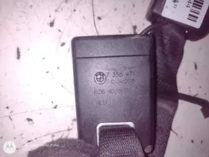 Foto de ENGANCHE CINTURON DELANTERO DERECHO BMW SERIE 1 BERLINA 5P (F20) referencia 621589100 foto 3