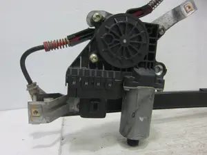 Foto de ELEVALUNAS DELANTERO IZQUIERDO FORD MONDEO BERLINA (GE) 2.5 V6 24V CAT (170 CV / 125 KW) referencia 2600014572 foto 2