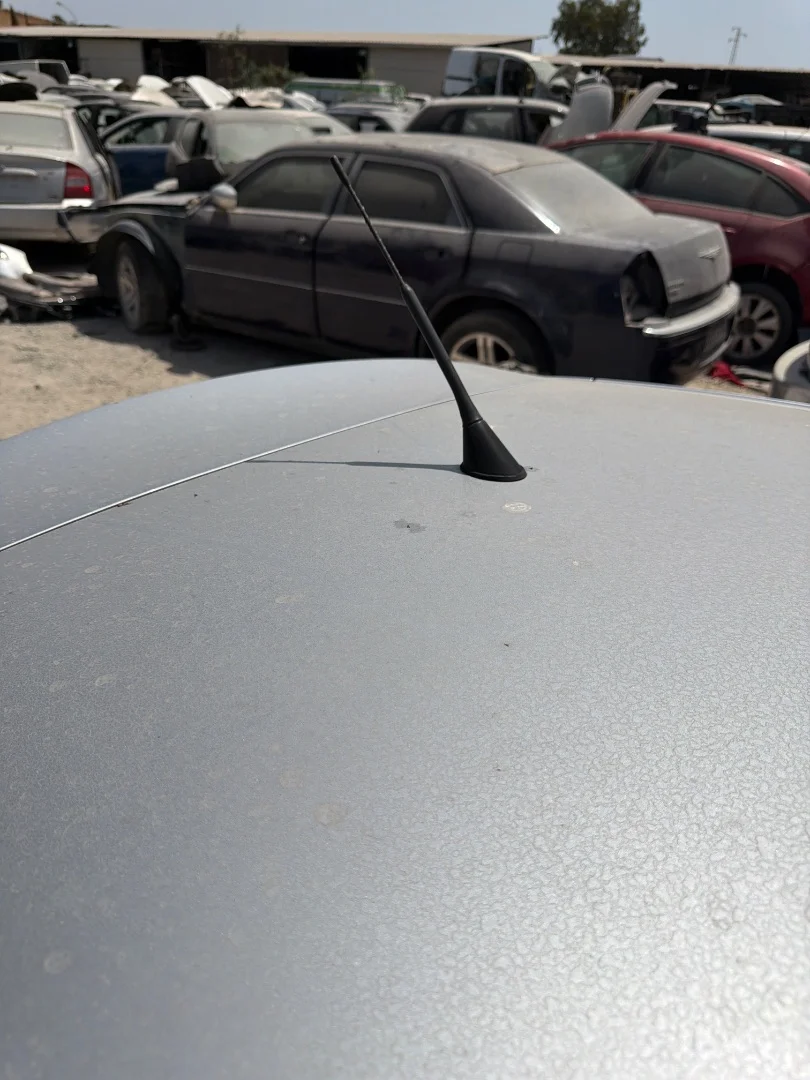 Foto de ANTENA SEAT LEON (1P1)