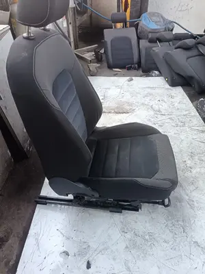 Foto de ASIENTO DELANTERO IZQUIERDO VOLKSWAGEN GOLF VII (5G1/BE1) 1.6 16V TDI DPF (110 CV / 81 KW) foto 2