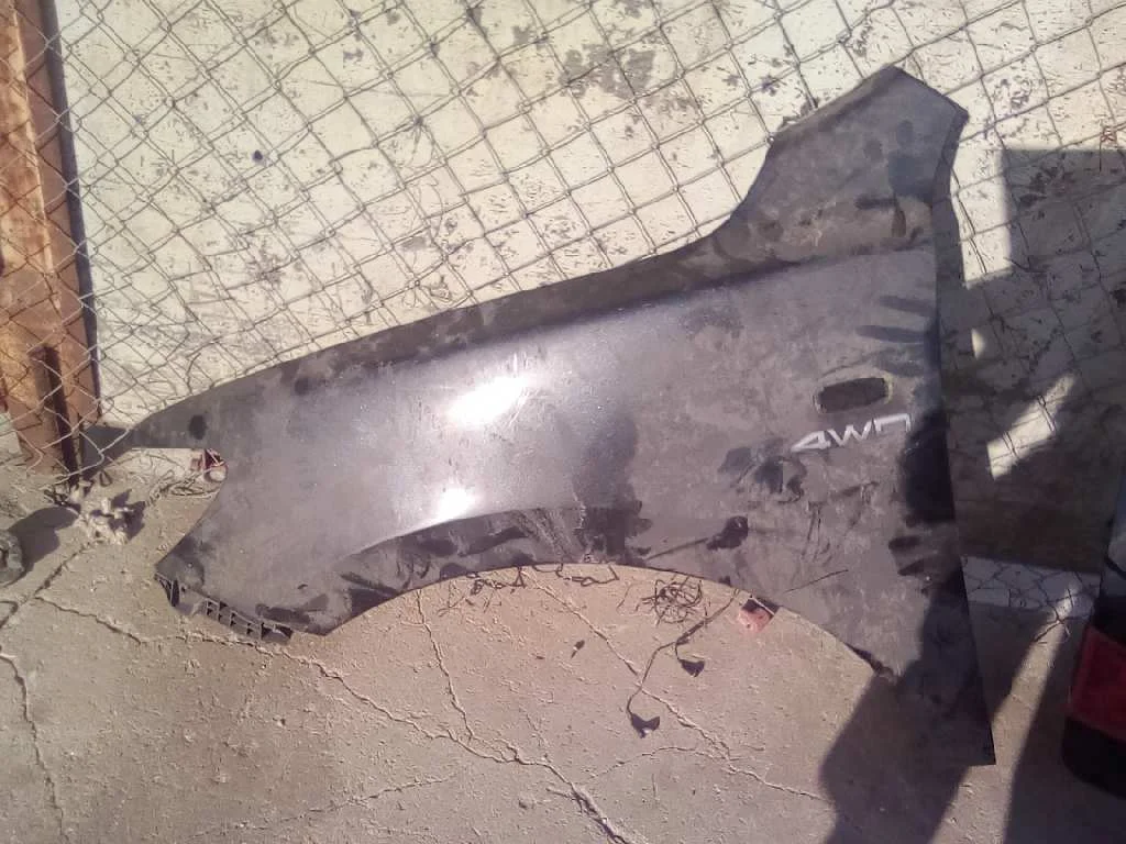 Foto de ALETA DELANTERA IZQUIERDA TOYOTA AURIS (E18)