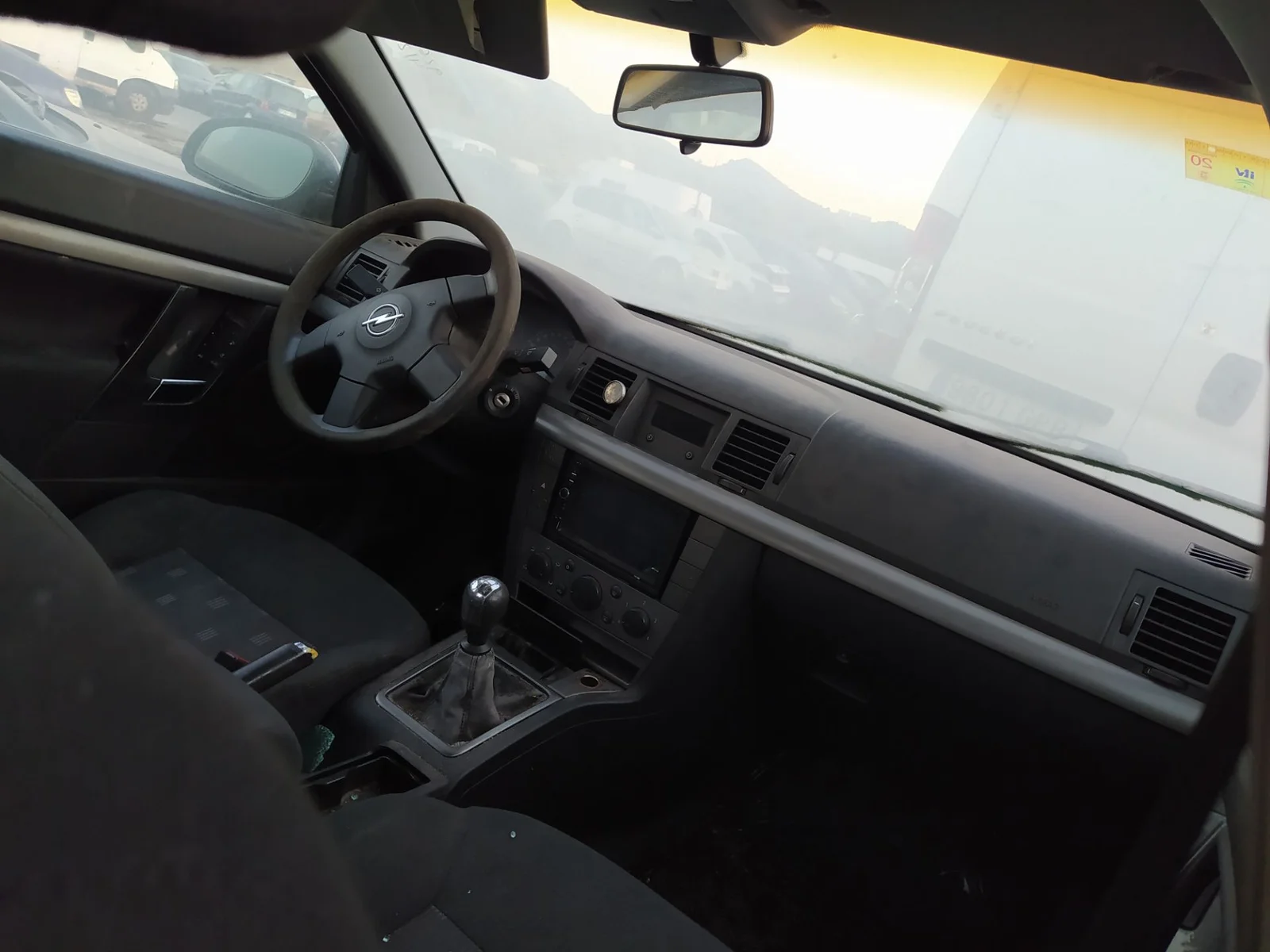 Foto de SALPICADERO OPEL VECTRA C BERLINA 2.0 DTI (101 CV / 74 KW) referencia 93185427