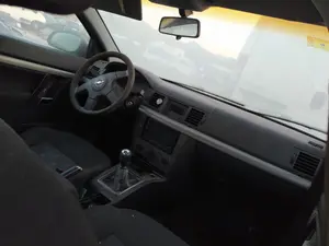 Foto de SALPICADERO OPEL VECTRA C BERLINA 2.0 DTI (101 CV / 74 KW) referencia 93185427