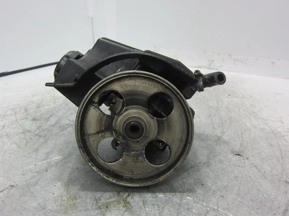 Foto de BOMBA DIRECCION PEUGEOT 206 2.0 HDi CAT (90 CV / 66 KW) referencia 26079884