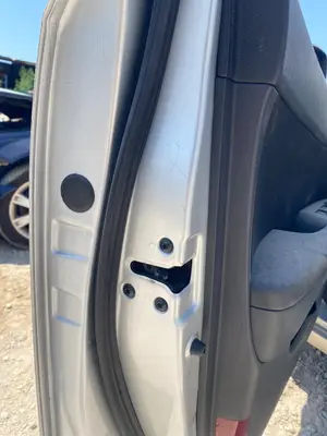 Foto de CERRADURA PUERTA DELANTERA IZQUIERDA HYUNDAI I30 (FD) 1.4 CAT (109 CV / 80 KW)