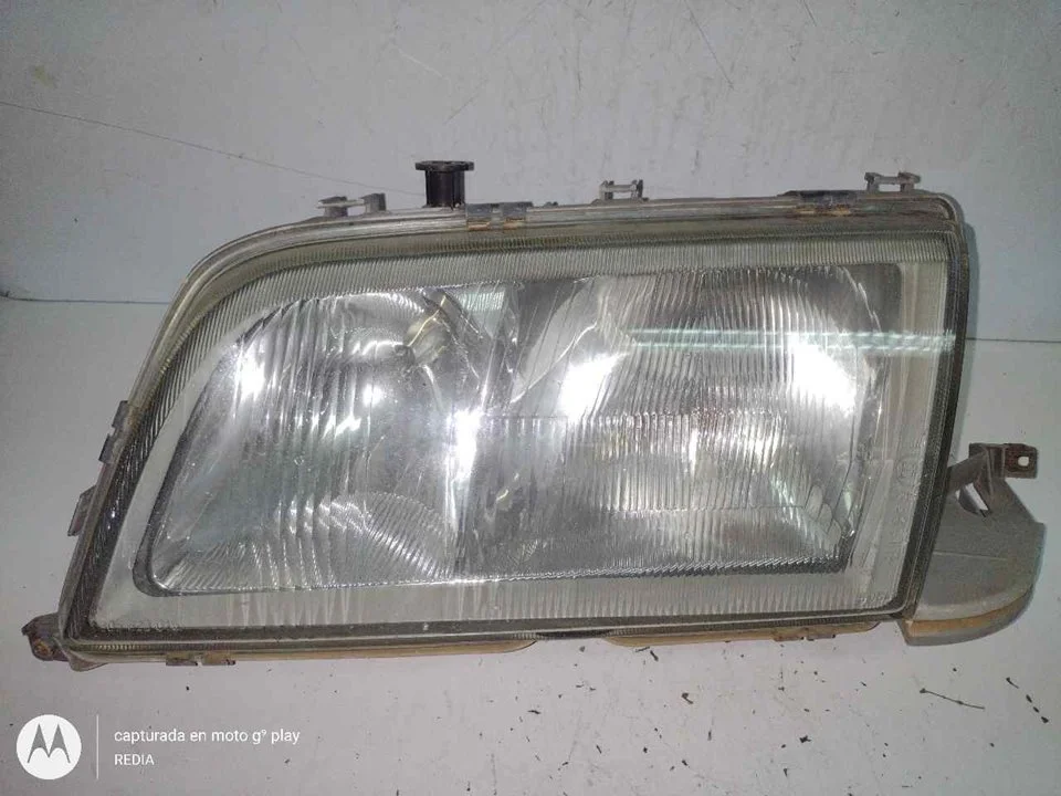 Foto de FARO IZQUIERDO MERCEDES-BENZ CLASE C (BM 202) BERLINA referencia 1305219079