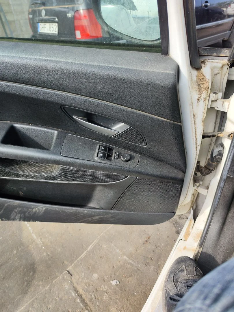 Foto de ELEVALUNAS DELANTERO IZQUIERDO FIAT GRANDE PUNTO (199) 1.4 (95 CV / 70 KW) referencia 0051895385
