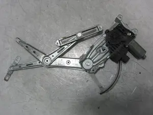 Foto de ELEVALUNAS DELANTERO IZQUIERDO OPEL ZAFIRA A 2.0 DTI (101 CV / 74 KW) referencia 0130821768