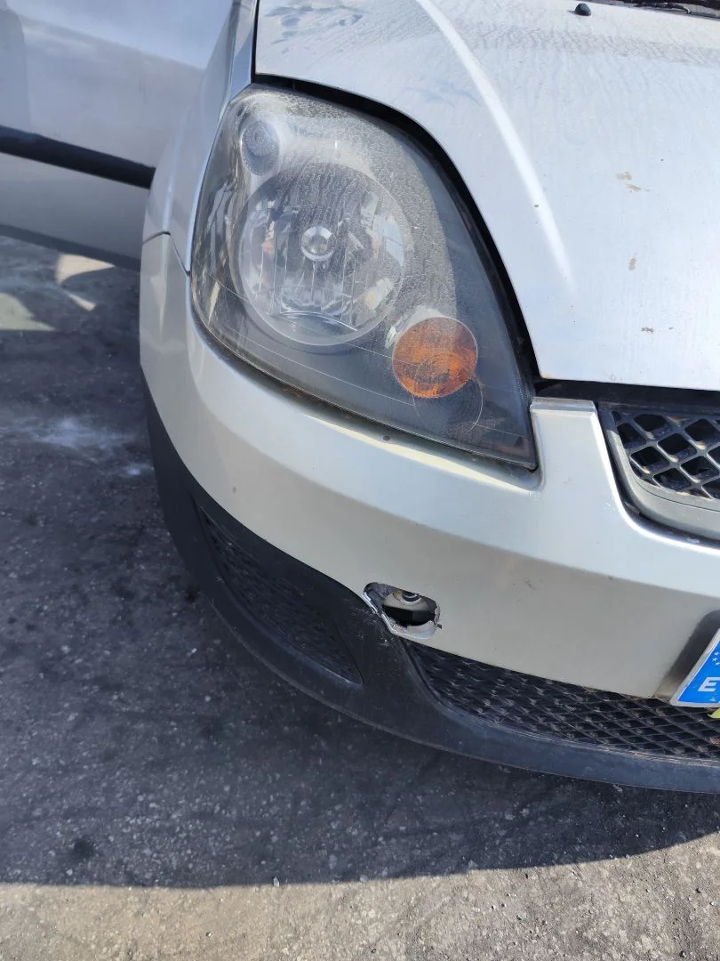 Foto de FARO DERECHO FORD FIESTA (CBK) 1.4 TDCi CAT (68 CV / 50 KW) referencia 1415694
