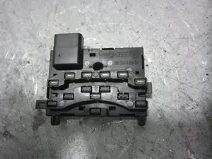 Foto de SENSOR ANGULO DE GIRO VOLKSWAGEN GOLF V (1K1)(10.2003) 1.9 TDI (105 CV / 77 KW) referencia 1K0959654 foto 2