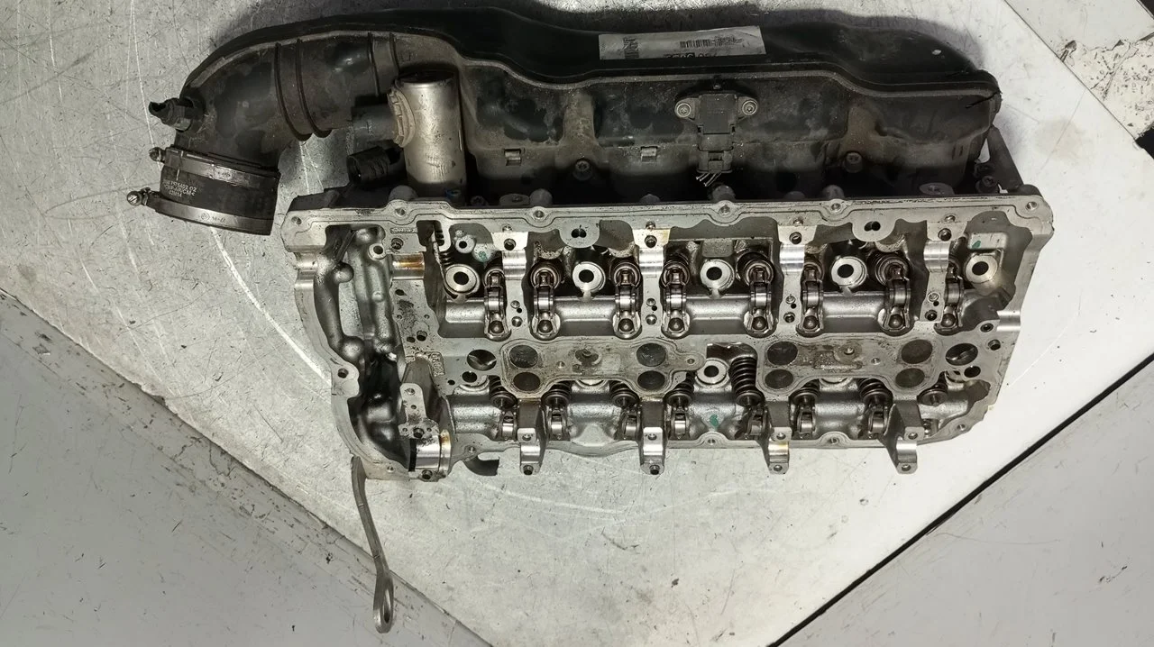 Foto de CULATA BMW SERIE M6 GRAN COUPE (F06) 4.4 V8 32V (560 CV / 412 KW) referencia 760347107
