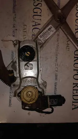 Foto de ELEVALUNAS DELANTERO IZQUIERDO JEEP GRAND CHEROKEE (ZJ/Z) referencia 56005165 foto 2
