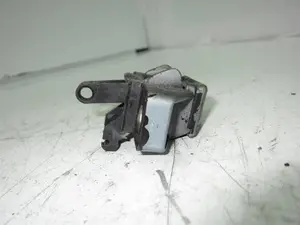 Foto de CERRADURA MALETERO / PORTON RENAULT CLIO II FASE II (B/CB0) 1.2 (58 CV / 43 KW) referencia 7700308997 foto 3