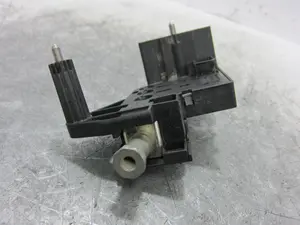 Foto de CAJA RELES / FUSIBLES PORSCHE MACAN (95BA) referencia 95B937517B foto 2