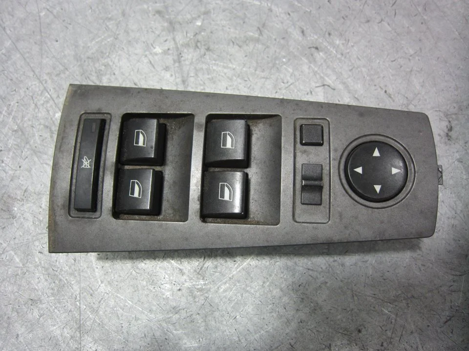 Foto de MANDO ELEVALUNAS DELANTERO IZQUIERDO BMW SERIE 7 (E65/E66) 3.0 Turbodiesel CAT (218 CV / 160 KW) referencia 6917104