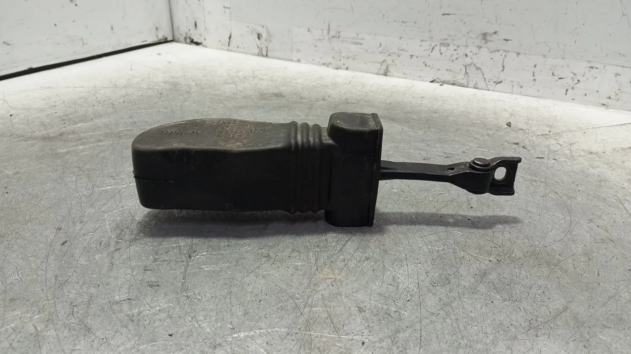 Foto de NO IDENTIFICADO PORSCHE MACAN (95BA) referencia 8R0839267B