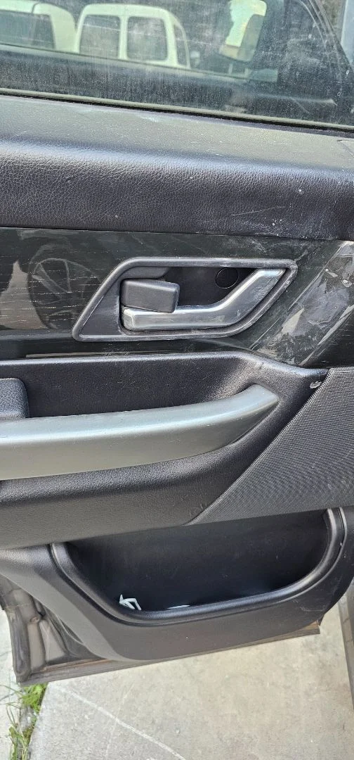 Foto de MANETA INTERIOR TRASERA IZQUIERDA LAND ROVER RANGE ROVER SPORT 3.6 TD V8 (272 CV / 200 KW)