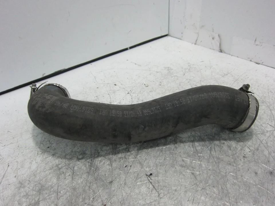 Foto de TUBO PORSCHE CAYENNE (TIPO 92A) referencia 7P0145737D