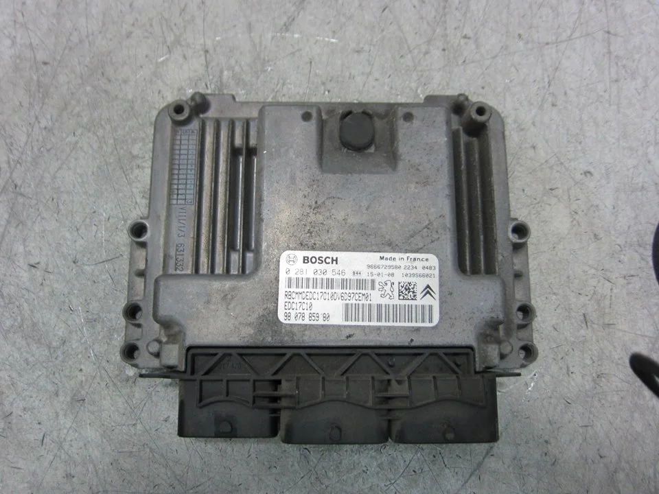 Foto de CENTRALITA MOTOR UCE CITROEN C-ELYSÉE 1.6 HDi FAP (92 CV / 68 KW) referencia 0281030546