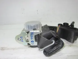 Foto de CINTURON SEGURIDAD DELANTERO DERECHO FORD FIESTA (CBK) 1.3 CAT (69 CV / 51 KW) foto 4