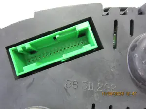 Foto de CUADRO INSTRUMENTOS SEAT IBIZA (6K1) 1.4 (60 CV / 44 KW) referencia W06K0920850 foto 2