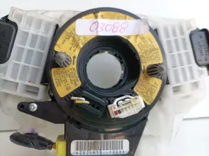 Foto de MANDO MULTIFUNCION MAZDA 5 BERLINA (CR) 2.0 Diesel CAT (143 CV / 105 KW) referencia C23566BC0 foto 2
