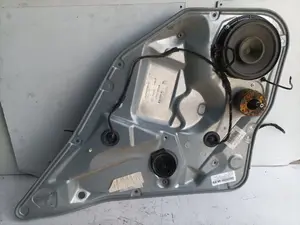 Foto de ELEVALUNAS TRASERO DERECHO SEAT IBIZA (6L1) referencia 6L4839756