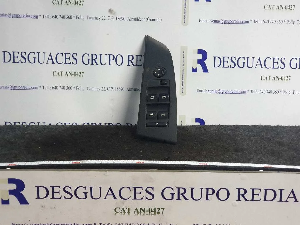 Foto de MANDO ELEVALUNAS DELANTERO IZQUIERDO BMW SERIE 5 BERLINA (E60) referencia 6939110