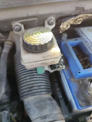 Foto de BOMBA FRENO PEUGEOT 307 (S1)(04.2001) 1.6 16V CAT (109 CV / 80 KW)