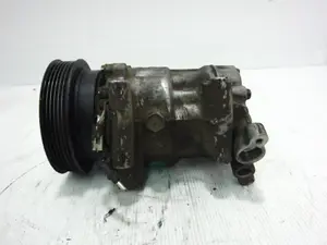 Foto de COMPRESOR AIRE ACONDICIONADO RENAULT KANGOO I (F/KC0) referencia 8200315744 foto 6