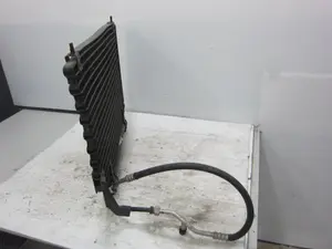 Foto de CONDENSADOR / RADIADOR AIRE ACONDICIONADO JAGUAR XJ 4.0 CAT (320 CV / 235 KW) referencia MNA7390AA foto 2