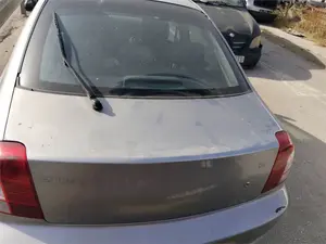 Foto de PORTON TRASERO KIA SEPHIA II