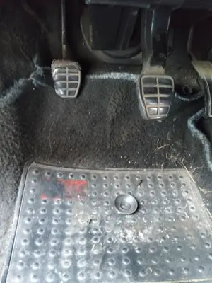 Foto de PEDAL EMBRAGUE SEAT IBIZA (6K1) 1.9 TDI (90 CV / 66 KW)