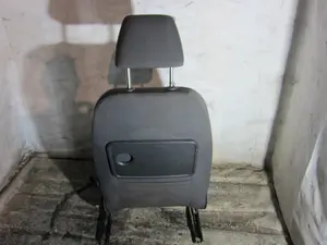 Foto de ASIENTO DELANTERO IZQUIERDO VOLKSWAGEN TOURAN (1T2) 1.9 TDI (105 CV / 77 KW) referencia 1K4881105ME foto 4