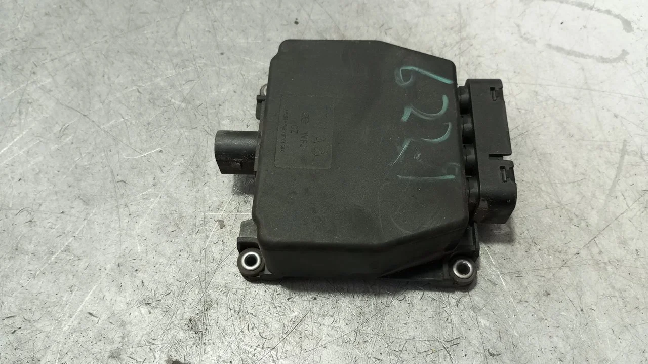 Foto de MODULO ELECTRONICO SEAT TOLEDO (5P2) 1.9 TDI (105 CV / 77 KW) referencia 6Q0906625