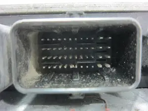 Foto de CENTRALITA MOTOR UCE RENAULT CLIO III 1.5 dCi Diesel (68 CV / 50 KW) referencia 8200399038 foto 6