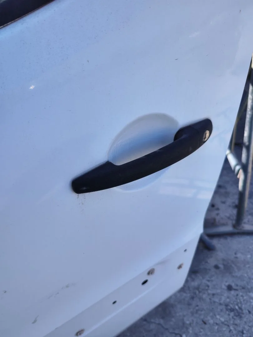 Foto de MANETA EXTERIOR DELANTERA IZQUIERDA CITROEN BERLINGO FURGÓN 1.6 16V HDi FAP (75 CV / 55 KW) referencia 9101GE